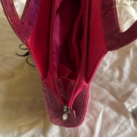 Embroidered Pink Floral Women\'s Bag